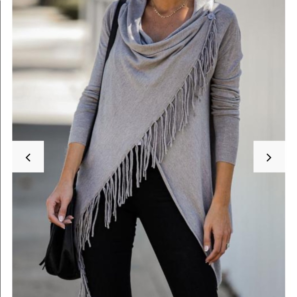 Vici wrap gray sweater never worn.